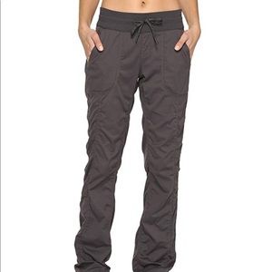 North face Aphrodite 2.0 Pants.